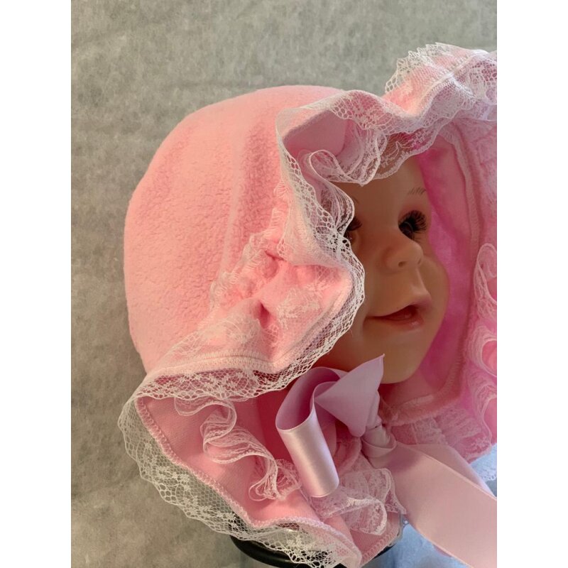 Nicoletta Sissy Mütze mit Rüschen Spitzte. Aus Fleece in Grundfarbe