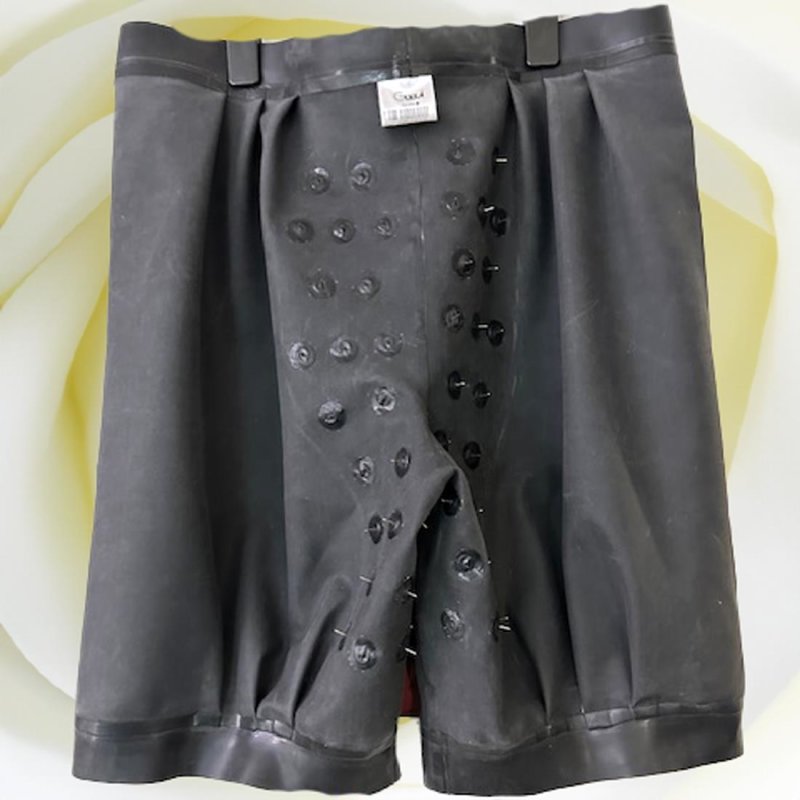AUA 6 Aua Mohrlin extrem Strafhose Latex